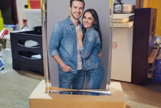 Envie de personnaliser un cristal 3D ? Choisir la bonne photo décuplera l’effet ! (Guide pratique pour éviter les erreurs)