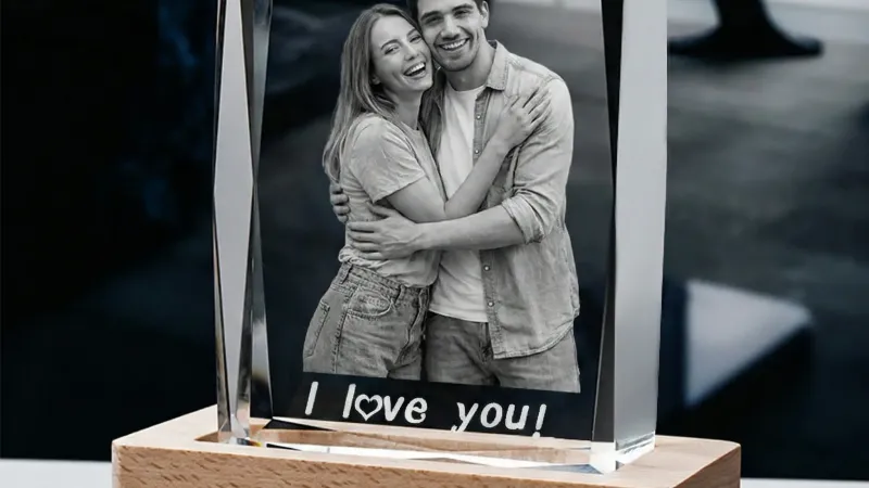 Love is transparent and eternal: Why is 3D crystal the ultimate way to preserve memories?