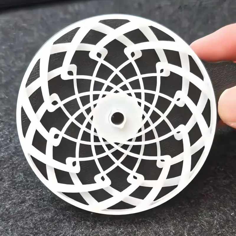 3D Printed Rotating Kinetic Optical Illusion Desk Toy Fidget Ornament