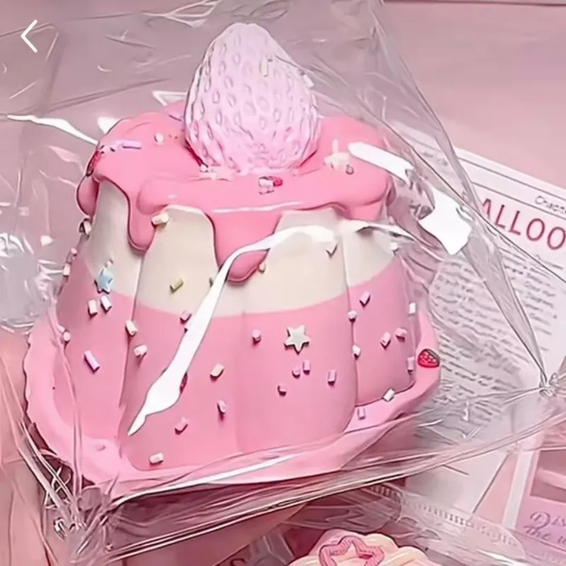 仿真草莓奶油蛋糕捏捏叫解压玩具 超慢回弹发泄感官玩具