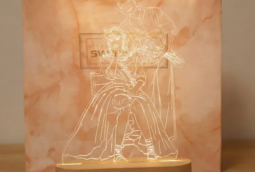 Ne laissez pas vos photos dormir sur votre téléphone : transformez vos plus beaux moments en la douce lumière de la nuit.