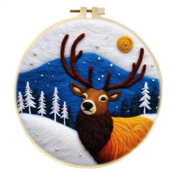 手工羊毛毡雪山满月棕色鹿角雄鹿冬季墙饰