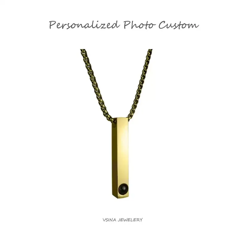 钛钢记忆项链百搭可定制照片投影吊坠送男友原创设计饰品盒子链