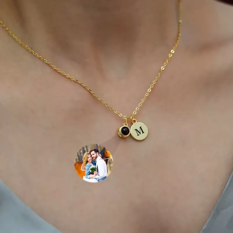 可投影项链定制DIY照片女生个性圆牌刻字锁骨链生日情侣纪念礼物