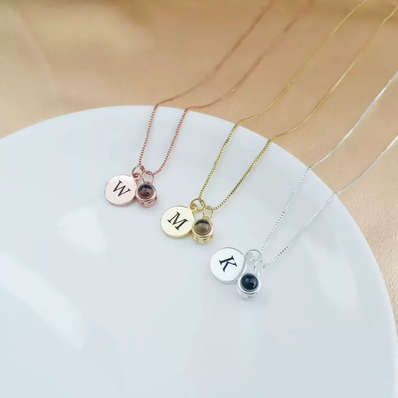 可投影项链定制DIY照片女生个性圆牌刻字锁骨链生日情侣纪念礼物