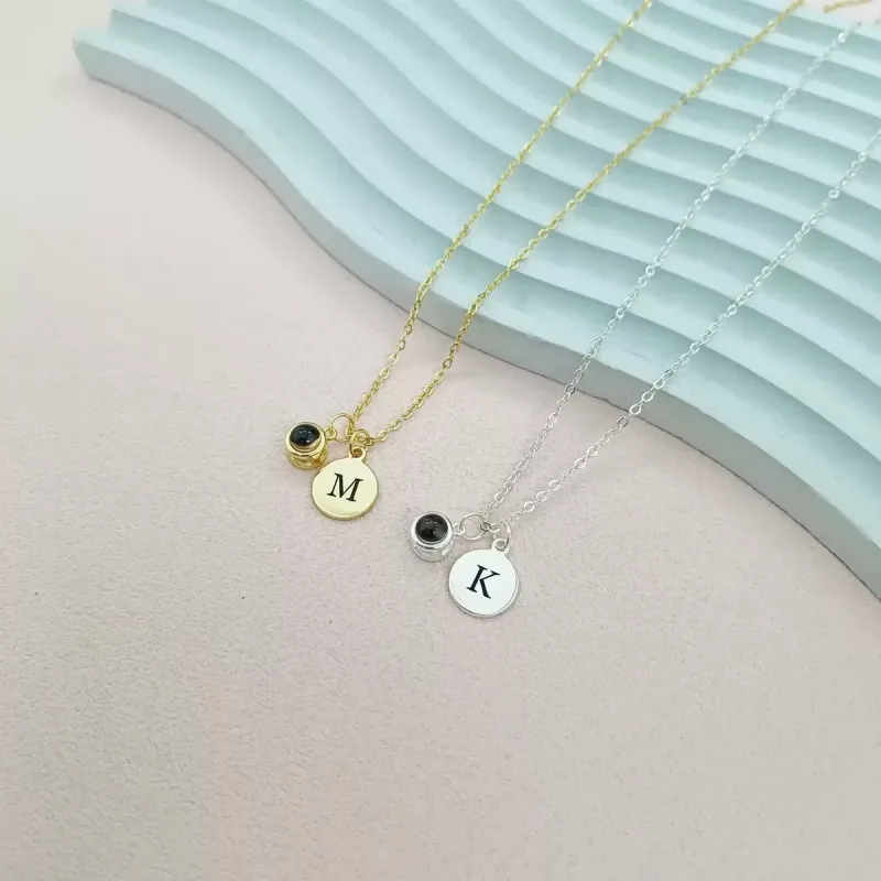 可投影项链定制DIY照片女生个性圆牌刻字锁骨链生日情侣纪念礼物